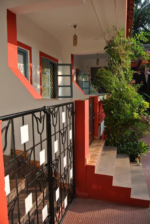 Arjun Villa Guest House อันจูนา ภายนอก รูปภาพ